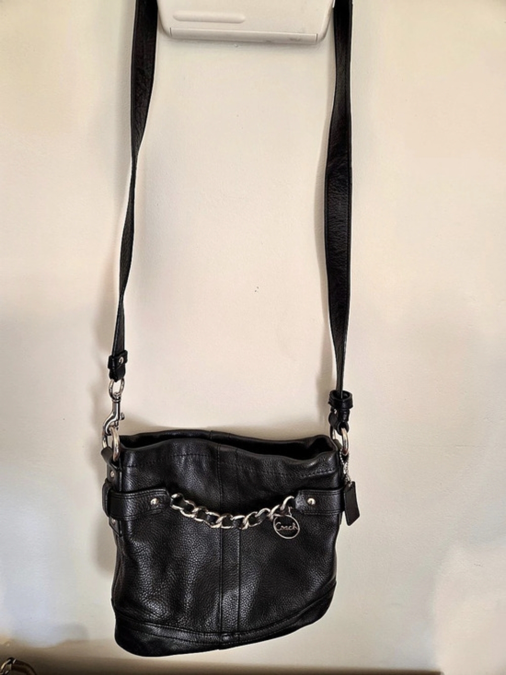 Coach Signature Chain Hobo Black Chain Shoulder Bag - Picture 4 of 5